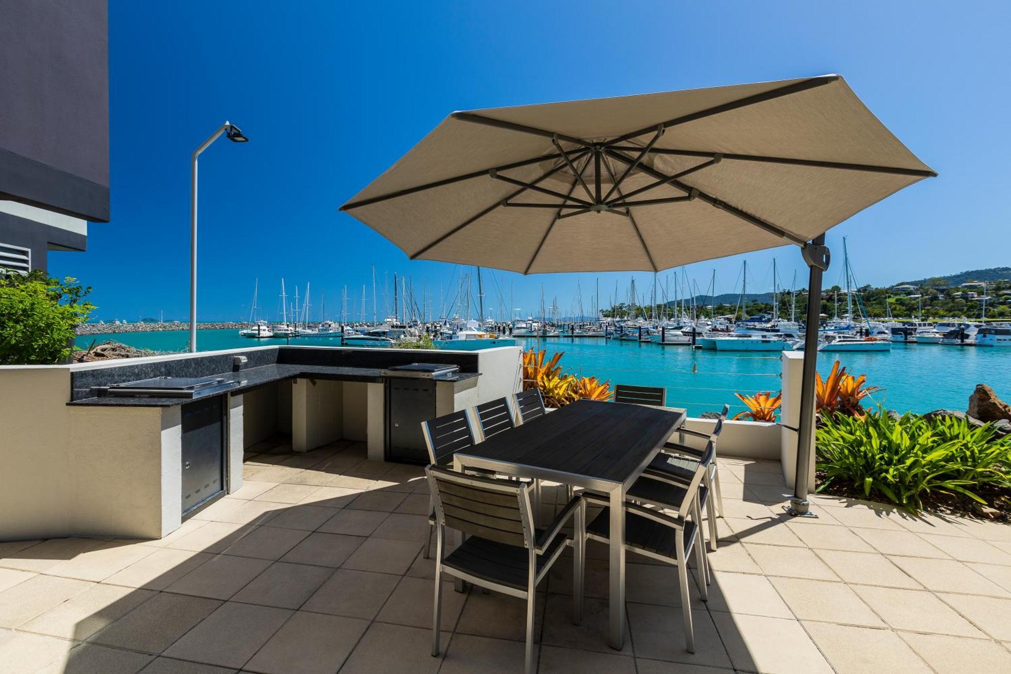 Peninsula Airlie Beach Exterior foto